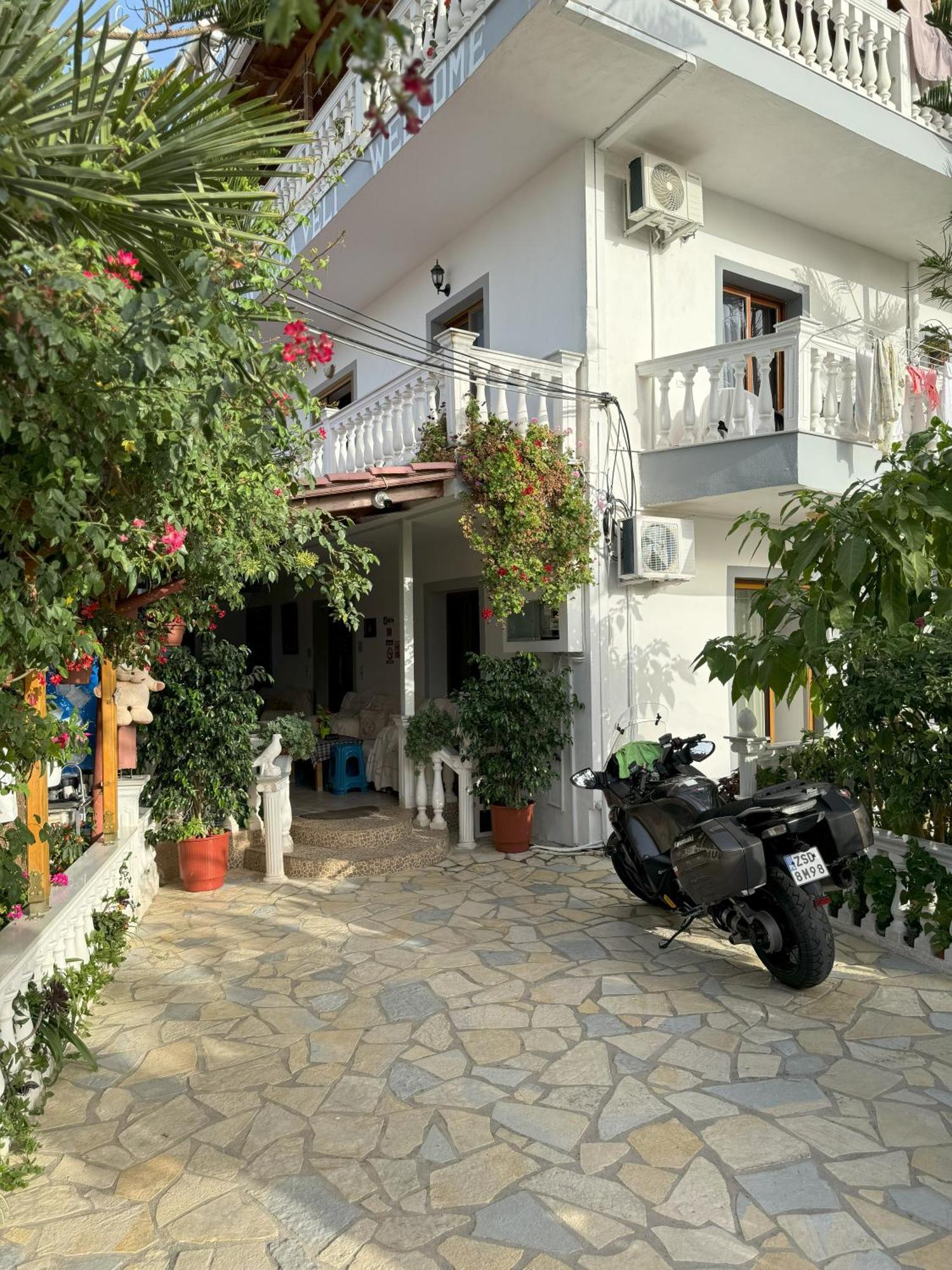 Garden Villa Veli Ксамил Экстерьер фото